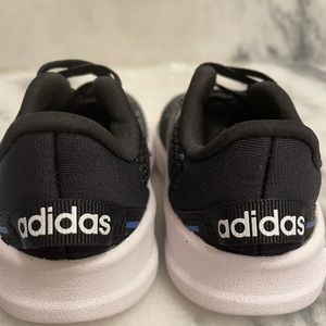 Adidas racers sneakers ultra soft. Size 5K